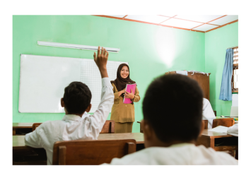 Jumlah guru disebut berlebih, namun banyak daerah di Indonesia masih mengalami kekurangan tenaga pendidik.