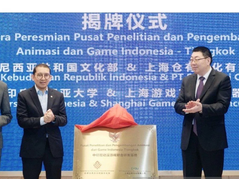 Fadli Zon mendorong Indonesia menjadi produsen dan eksportir budaya digital untuk memperkuat daya saing global.