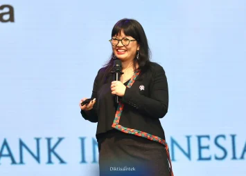 Wamen Stella Christie mendorong talenta digital Indonesia memiliki kemampuan berpikir kritis di tengah perkembangan AI.