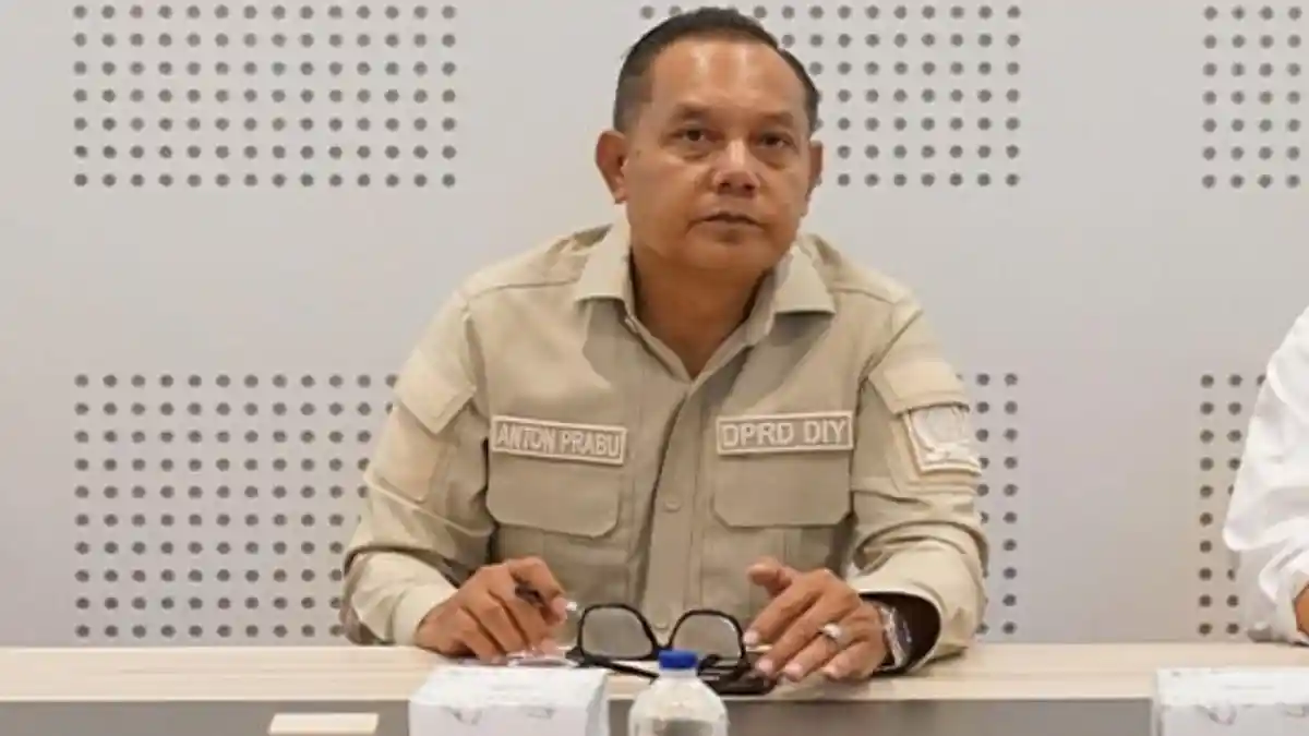 Guru non-ASN di DIY dipastikan tetap mengajar hingga 2026 setelah adanya kepastian kebijakan terkait tenaga honorer.