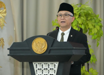 Wamendikdasmen Atip Latipulhayat menegaskan bahwa pemanfaatan AI harus memberikan manfaat bagi kemanusiaan dan tetap berpijak pada nilai-nilai keagamaan
