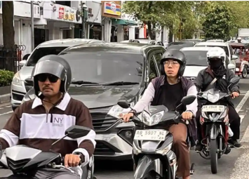Pemda DIY menargetkan kawasan Malioboro bebas dari asap kendaraan bermotor mulai November 2026 sebagai bagian dari upaya mewujudkan kawasan wisata yang lebih ramah lingkungan.