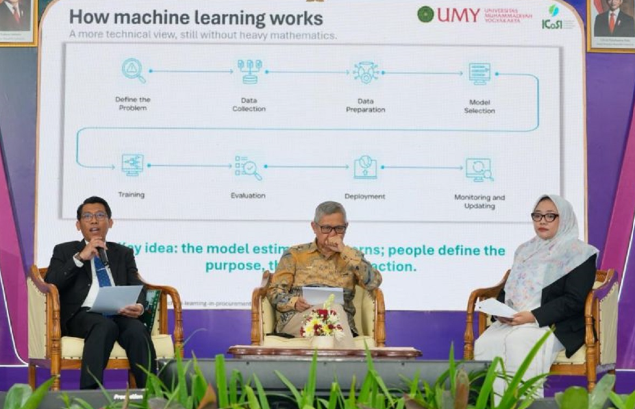 Guru Besar UMY Prof. Slamet Riyadi memaparkan lima prototipe kecerdasan artifisial (AI) yang dikembangkan untuk membantu deteksi limfoma, tumor otak, penyakit jantung, kanker payudara, dan tingkat stres dalam International Conference on Sustainable Innovation (ICoSI) 2026.