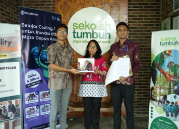 19 Siswa Sekolah Tumbuh Ikuti Club Coding dan Robotik