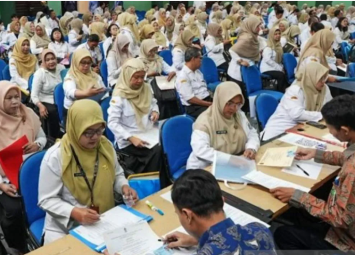 DPR Dorong Kesejahteraan Guru Naik Setelah Status Kepegawaian Diperjelas