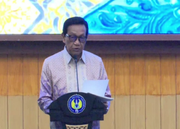 Sri Sultan Hamengku Buwono X meluncurkan Pendidikan Khas Kejogjaan untuk perguruan tinggi di Yogyakarta.